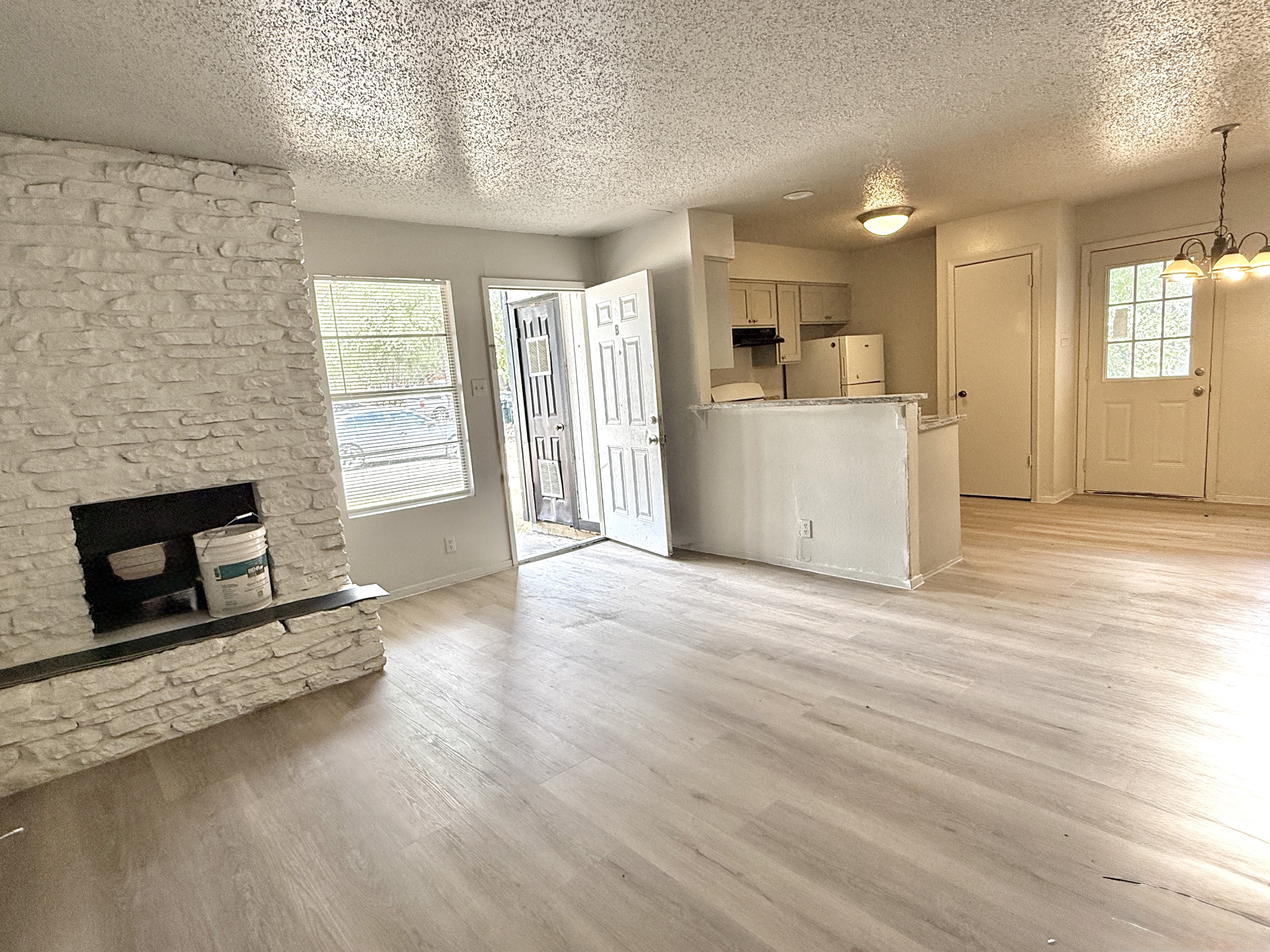 302 Hedgewood Drive - B